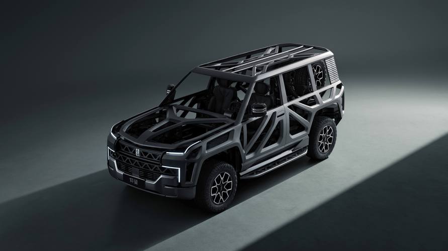 广州210仰望U8硬派越野的科技魅力，国能汽车对传统燃油车市场的冲击